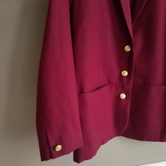 Classic Pendleton Red 3 Button Blazer - Size 8-10 - Picture 5 of 6